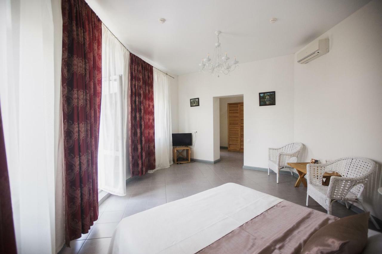 Hotel Heliopark Gora Bagrata Sochumi Exterior foto